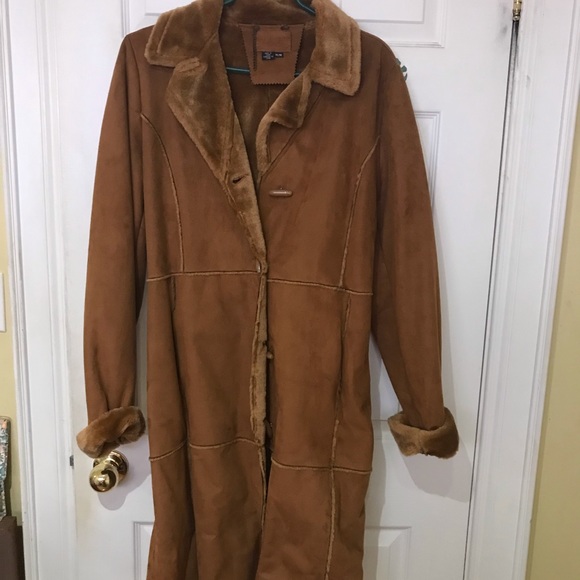 Belabel plush lined brown coat - Picture 2 of 5